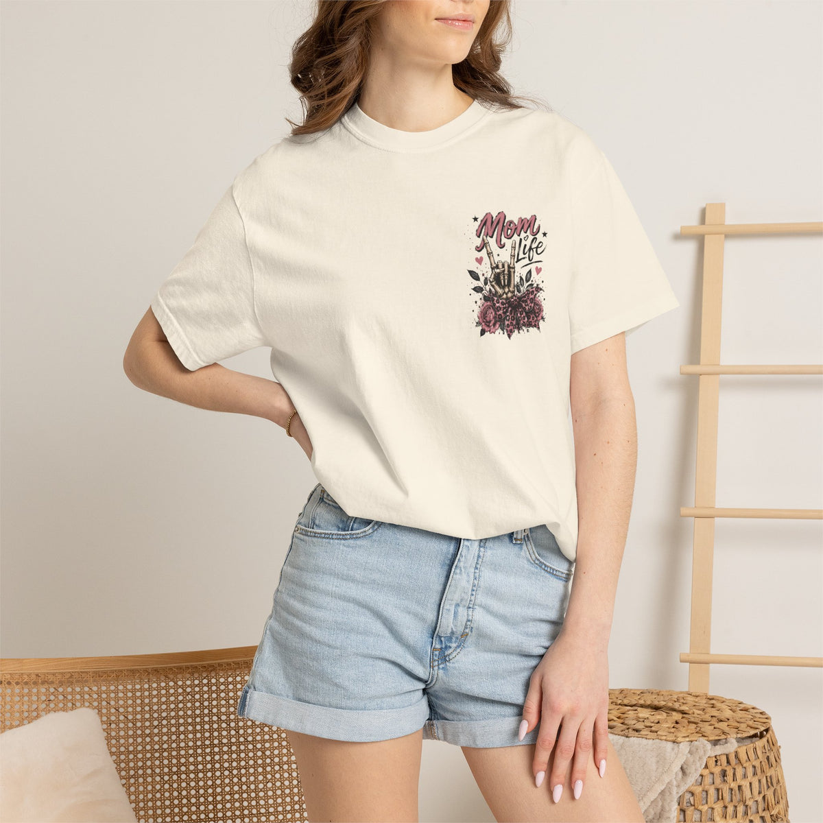 Mom Life Tee